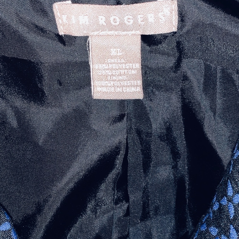 Coat - Picture 2 of 2